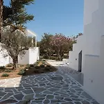 Agia Anna Living