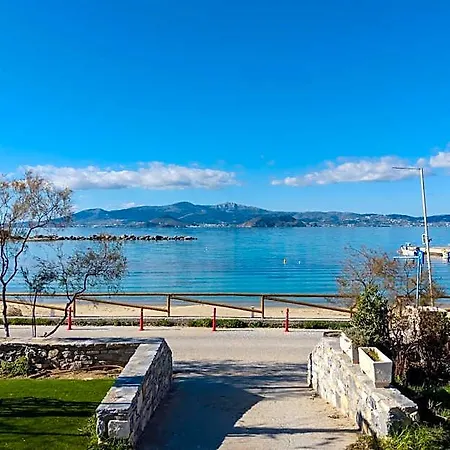 Agia Anna Living